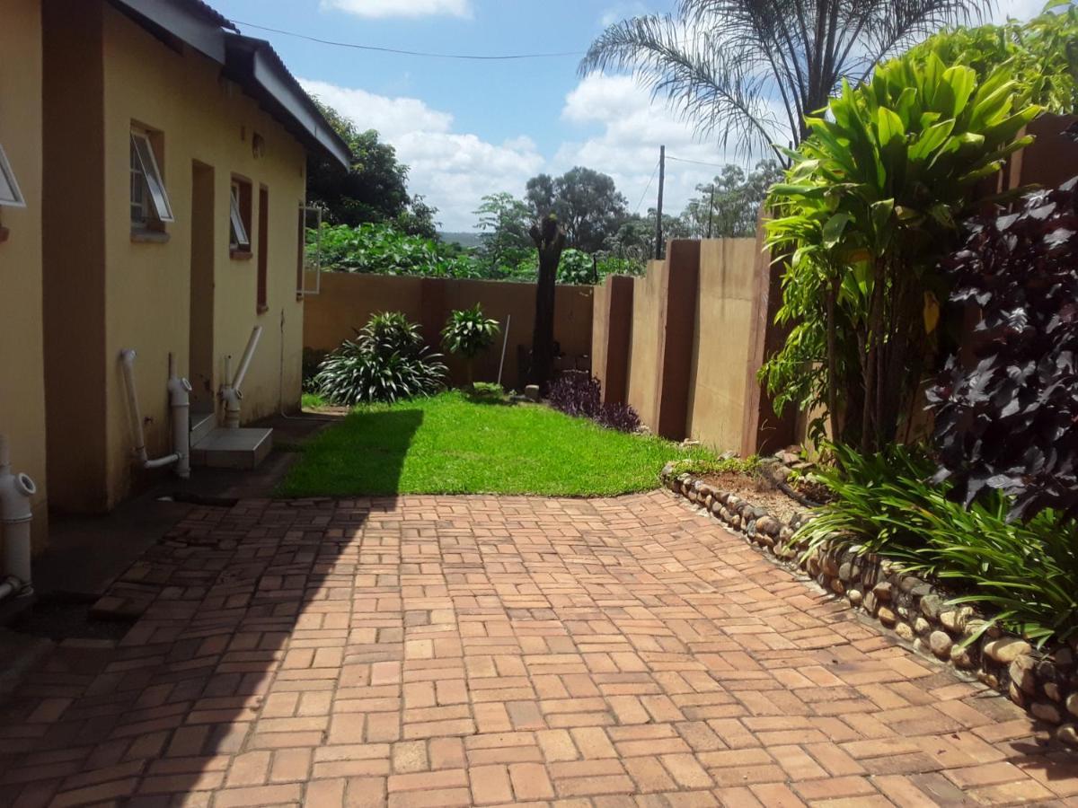 Vuya Nathi Bed And Breakfast Manzini Exterior foto
